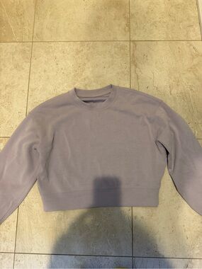 Lululemon crew neck
